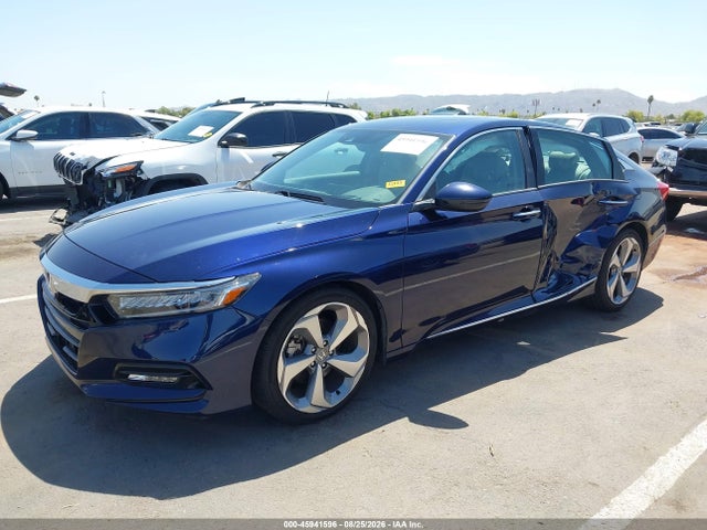 Honda Accord Touring 2018 1HGCV1F94JA016418 Image 2