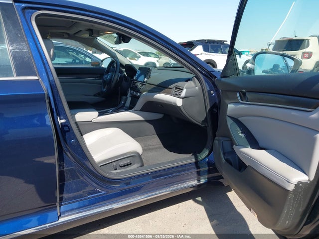 Honda Accord Touring 2018 1HGCV1F94JA016418 Image 5