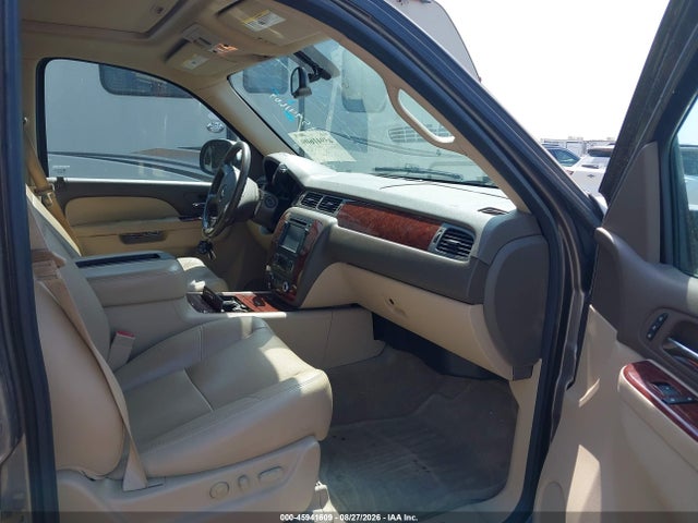 Продажа на аукционе авто 2013 Chevrolet Tahoe Ltz, vin: 1GNSCCE09DR340363, номер лота: 45941609
