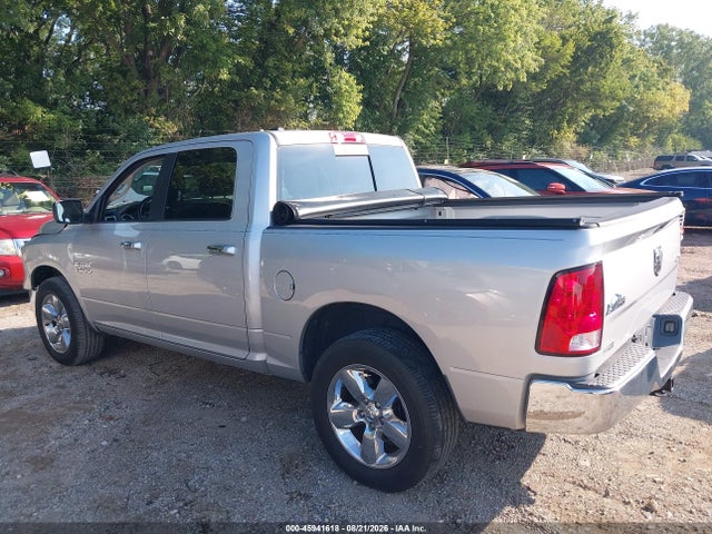 45941618 :رقم المزاد ، 1C6RR7LG7FS672057 vin ، 2015 Ram 1500 Big Horn مزاد بيع