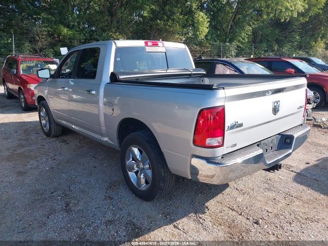 45941618 :رقم المزاد ، 1C6RR7LG7FS672057 vin ، 2015 Ram 1500 Big Horn مزاد بيع