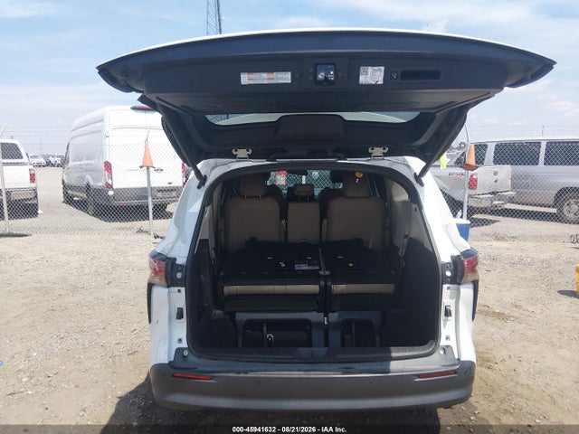 Aukcja sprzedaży 2022 Toyota Sienna Xle, vin: 5TDYRKECXNS118326, numer aukcji: 45941632