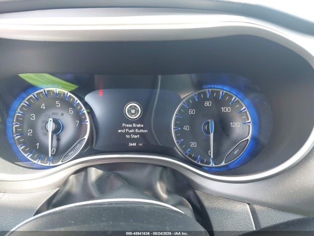 45941636 :رقم المزاد ، 2C4RC1BG2VR575826 vin ، 2027 Chrysler Pacifica مزاد بيع