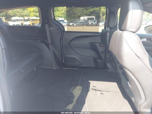 45941636 :رقم المزاد ، 2C4RC1BG2VR575826 vin ، 2027 Chrysler Pacifica مزاد بيع