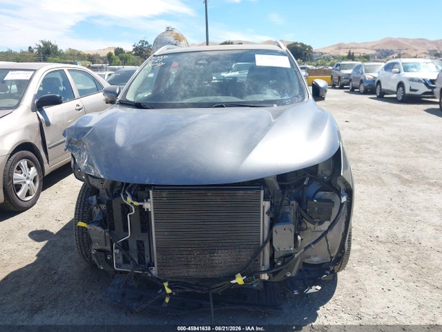 JN1BJ1CR6KW629805 Nissan Rogue Sport Sl