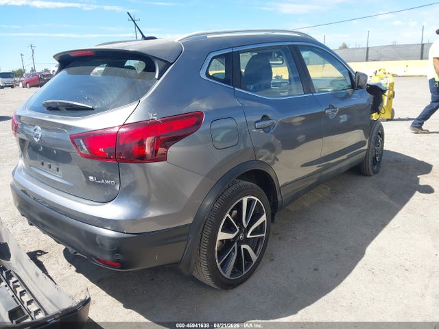 JN1BJ1CR6KW629805 Nissan Rogue Sport Sl