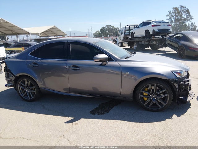 Lexus IS 300 2018 JTHBA1D26J5072587 Image 14