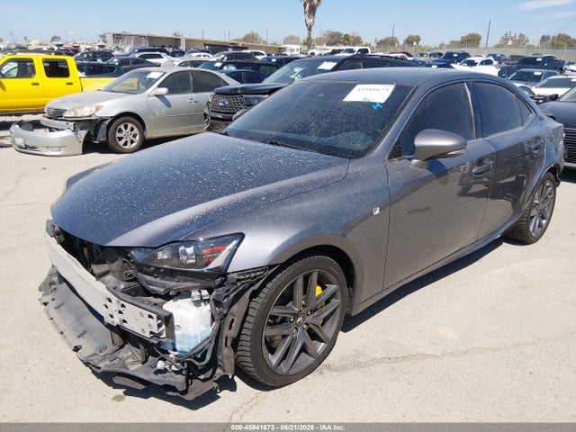Lexus IS 300 2018 JTHBA1D26J5072587 Image 2