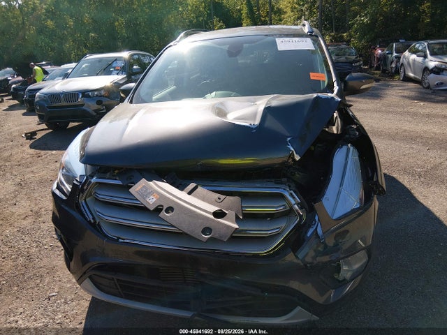Продажа на аукционе авто 2018 Ford Escape Titanium, vin: 1FMCU0J95JUB82556, номер лота: 45941692