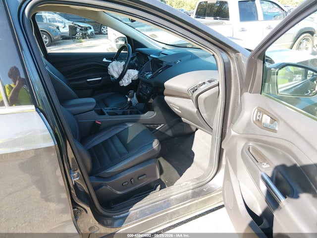 Продажа на аукционе авто 2018 Ford Escape Titanium, vin: 1FMCU0J95JUB82556, номер лота: 45941692