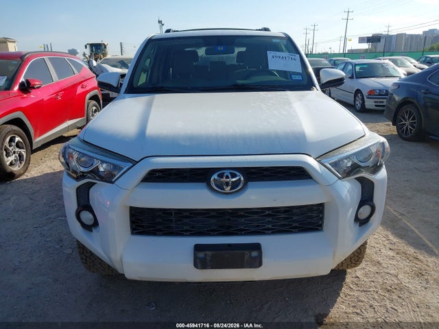 Toyota 4RUNNER SR5 2019 JTEZU5JR9K5205677 Image 12
