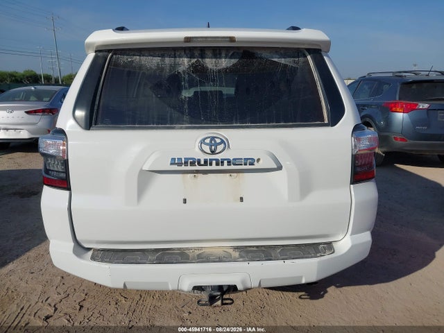 Toyota 4RUNNER SR5 2019 JTEZU5JR9K5205677 Image 16