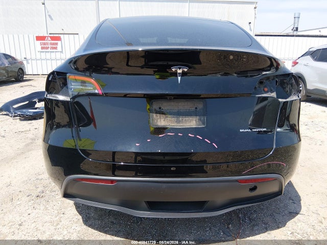 7SAYGAEE9RF090680 Tesla Model Y Long Range Dual Motor All-wheel Drive