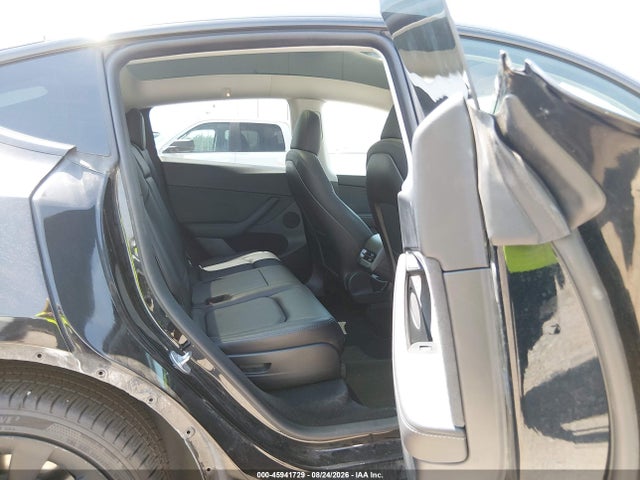 7SAYGAEE9RF090680 Tesla Model Y Long Range Dual Motor All-wheel Drive