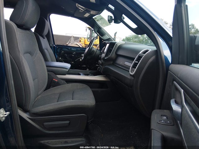 45941760 :رقم المزاد ، 1C6SRFFT7NN302969 vin ، 2022 Ram 1500 Big Horn  4x4 5'7 Box مزاد بيع
