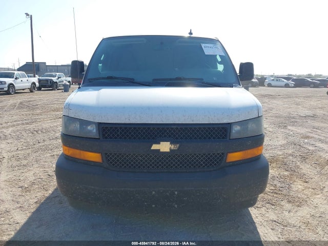 1GCWGAFP6N1174463 Chevrolet Express Cargo Rwd 2500 Regular Wheelbase Wt