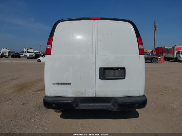 1GCWGAFP6N1174463 Chevrolet Express Cargo Rwd 2500 Regular Wheelbase Wt