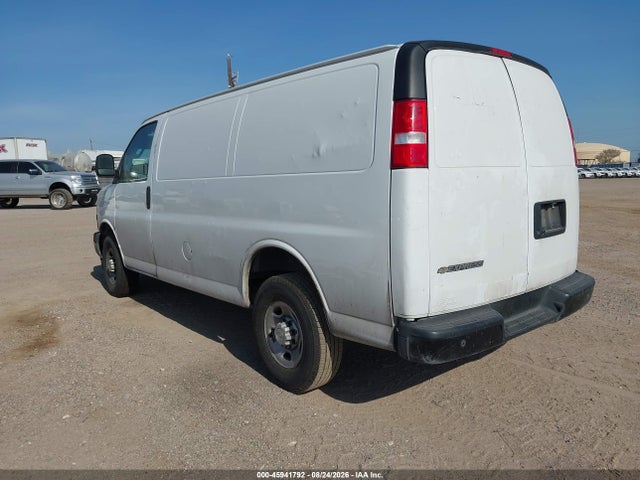 1GCWGAFP6N1174463 Chevrolet Express Cargo Rwd 2500 Regular Wheelbase Wt
