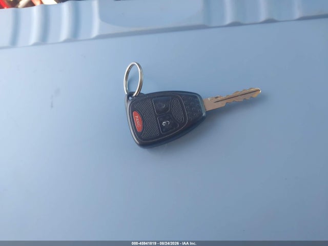 2006 Chrysler Town & Country მანქანა იყიდება აუქციონზე, vin: 1A4GP45R96B627439, აუქციონის ნომერი: 45941819