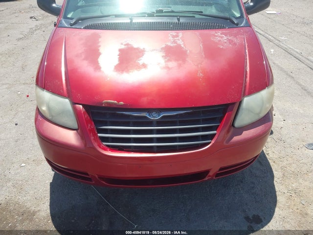 2006 Chrysler Town & Country მანქანა იყიდება აუქციონზე, vin: 1A4GP45R96B627439, აუქციონის ნომერი: 45941819