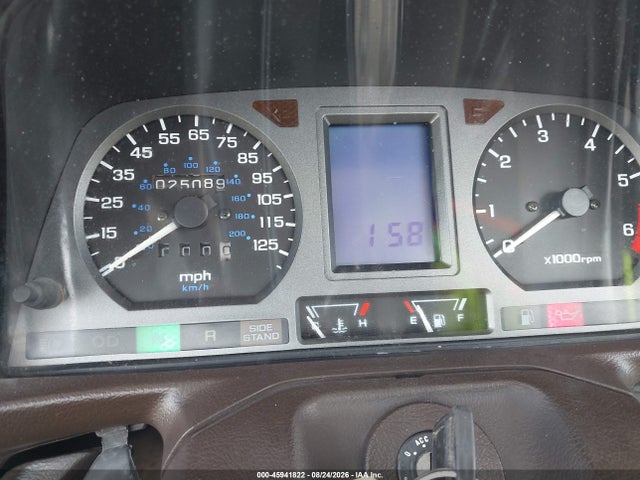 45941822 :رقم المزاد ، 1HFSC2205KA100039 vin ، 1989 Honda Gl1500 مزاد بيع