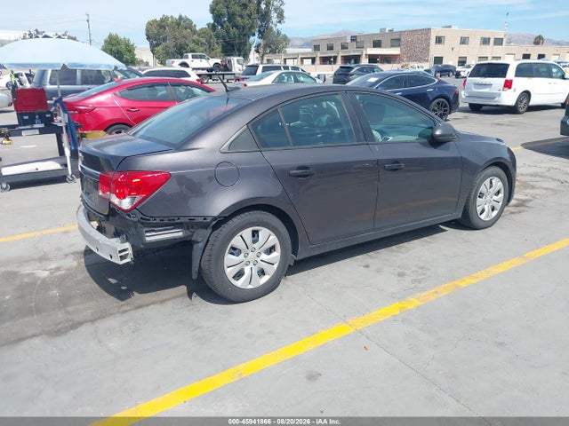 1G1PA5SHXE7250767 Chevrolet Cruze Ls Auto