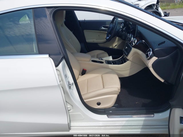 45941888 :رقم المزاد ، WDDSJ4GBXJN554094 vin ، 2018 Mercedes-benz Cla 250 4matic مزاد بيع