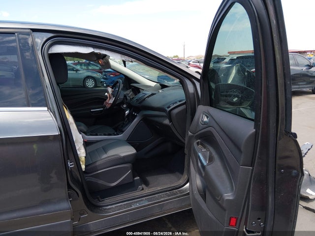 1FMCU0G7XFUB41045 Ford ESCAPE SE