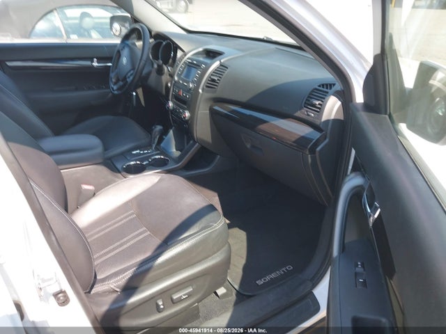 45941914 :رقم المزاد ، 5XYKUDA27DG399641 vin ، 2013 Kia Sorento Ex V6 مزاد بيع