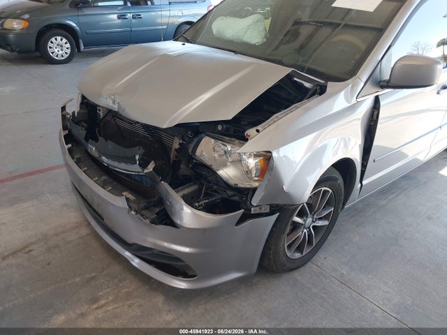 45941923 :رقم المزاد ، 2C4RDGCG9HR845301 vin ، 2017 Dodge Grand Caravan Sxt مزاد بيع