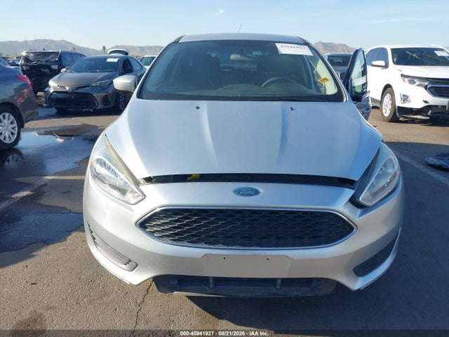 45941927 :رقم المزاد ، 1FADP3K29JL303037 vin ، 2018 Ford Focus Se مزاد بيع