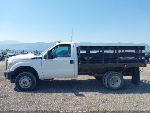 45941969 :رقم المزاد ، 1FDRF3H67FEA14789 vin ، 2015 Ford F-350 Chassis Xl مزاد بيع
