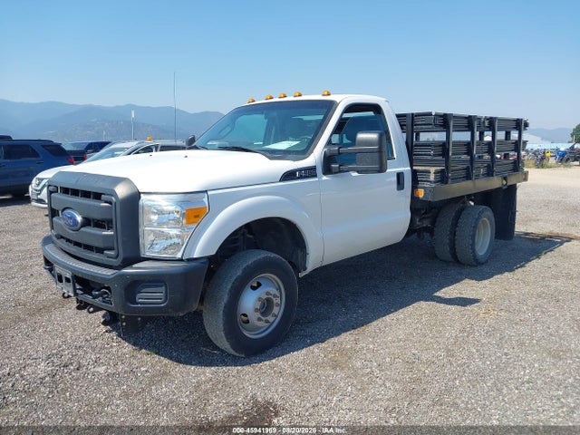 45941969 :رقم المزاد ، 1FDRF3H67FEA14789 vin ، 2015 Ford F-350 Chassis Xl مزاد بيع
