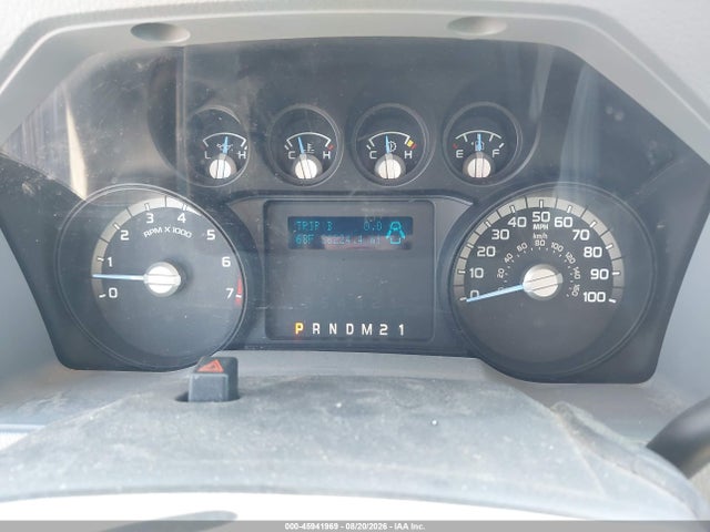 45941969 :رقم المزاد ، 1FDRF3H67FEA14789 vin ، 2015 Ford F-350 Chassis Xl مزاد بيع