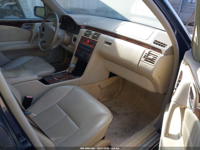 Aukcja sprzedaży 1999 Mercedes-benz E 320, vin: WDBJH65FXXA860729, numer aukcji: 45941981