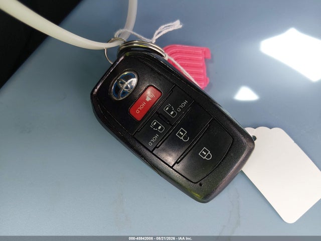 2021 Toyota Sienna Le მანქანა იყიდება აუქციონზე, vin: 5TDKRKEC7MS011111, აუქციონის ნომერი: 45942008