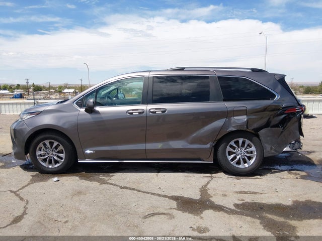 2021 Toyota Sienna Le მანქანა იყიდება აუქციონზე, vin: 5TDKRKEC7MS011111, აუქციონის ნომერი: 45942008