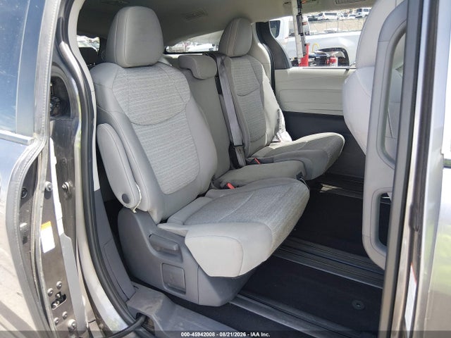 2021 Toyota Sienna Le მანქანა იყიდება აუქციონზე, vin: 5TDKRKEC7MS011111, აუქციონის ნომერი: 45942008