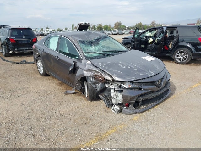 Toyota CAMRY LE 2018 4T1B11HK5JU615991 Image 6