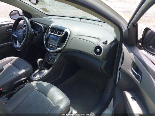 45942026 :رقم المزاد ، 1G1JF5SB6H4141179 vin ، 2017 Chevrolet Sonic Premier Auto مزاد بيع