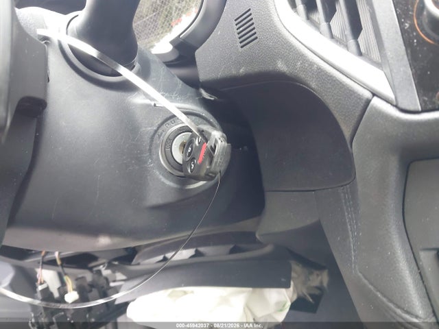 45942037 :رقم المزاد ، JF2GTABC3JH330013 vin ، 2018 Subaru Crosstrek 2.0i Premium مزاد بيع