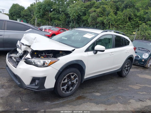 45942037 :رقم المزاد ، JF2GTABC3JH330013 vin ، 2018 Subaru Crosstrek 2.0i Premium مزاد بيع