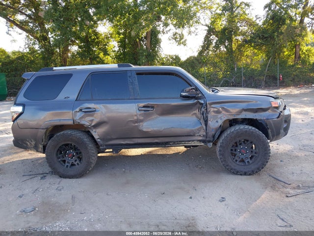 Toyota 4runner Sr5 Premium 2019 JTEBU5JRXK5733617 Image 13