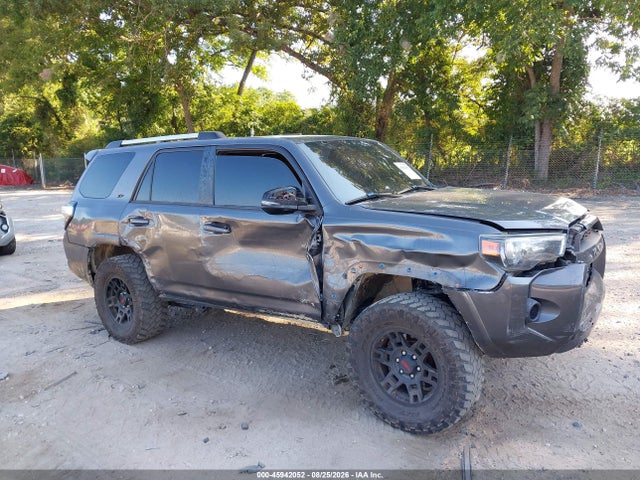 Toyota 4runner Sr5 Premium 2019 JTEBU5JRXK5733617 Image 6
