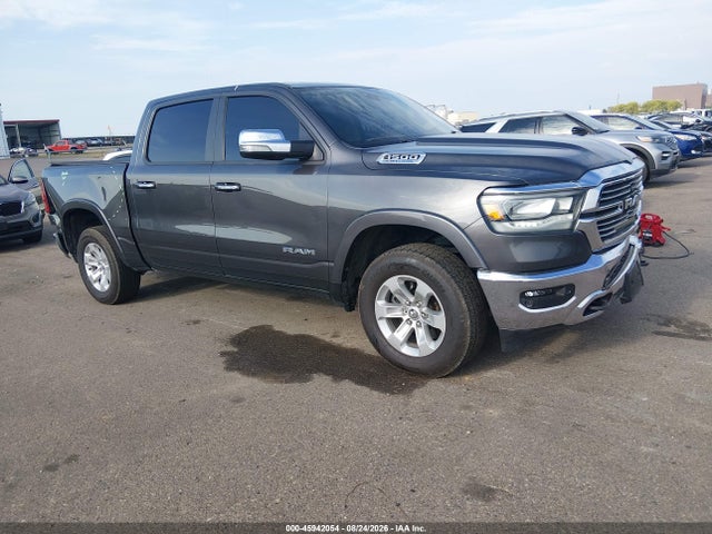 2021 Ram 1500 Laramie  4x4 5'7 Box მანქანა იყიდება აუქციონზე, vin: 1C6SRFJT7MN789225, აუქციონის ნომერი: 45942054
