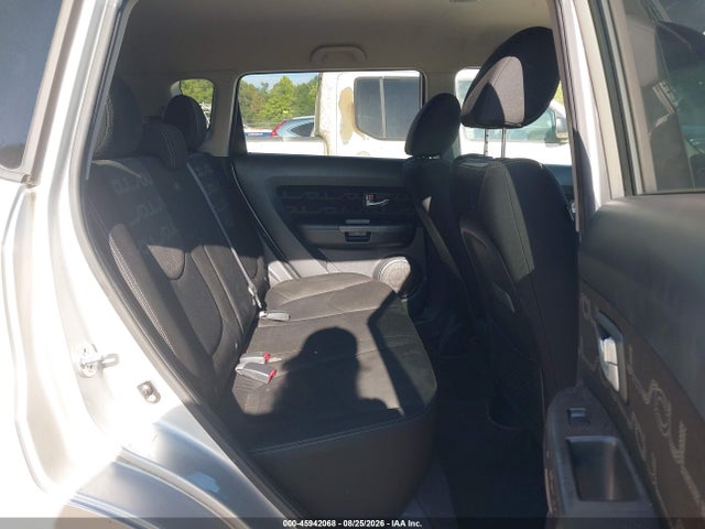 45942068 :رقم المزاد ، KNDJT2A6XC7440720 vin ، 2012 Kia Soul + مزاد بيع
