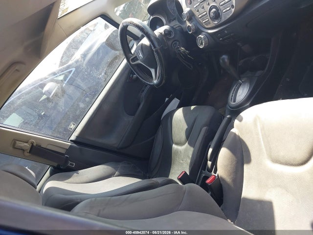 2013 Honda Fit მანქანა იყიდება აუქციონზე, vin: JHMGE8H30DC057475, აუქციონის ნომერი: 45942074