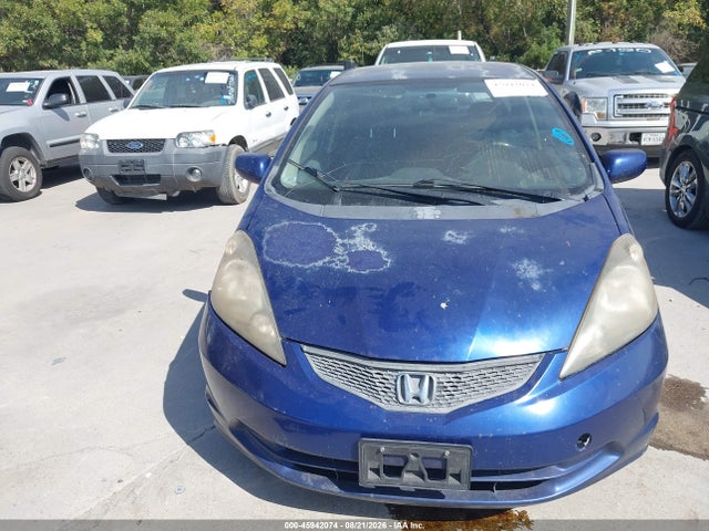 2013 Honda Fit მანქანა იყიდება აუქციონზე, vin: JHMGE8H30DC057475, აუქციონის ნომერი: 45942074