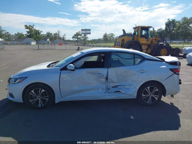 45942077 :رقم المزاد ، 3N1AB8CV9NY303430 vin ، 2022 Nissan Sentra Sv Xtronic Cvt مزاد بيع