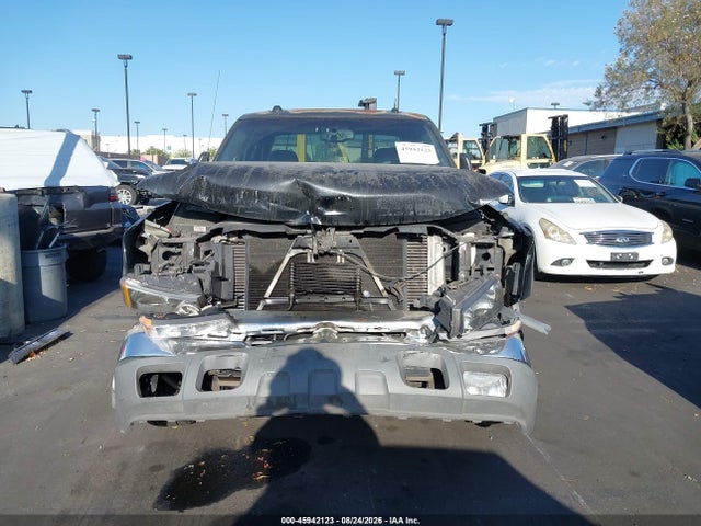 Продажа на аукционе авто 2005 Chevrolet Silverado 2500hd Lt, vin: 1GCHK23275F964816, номер лота: 45942123